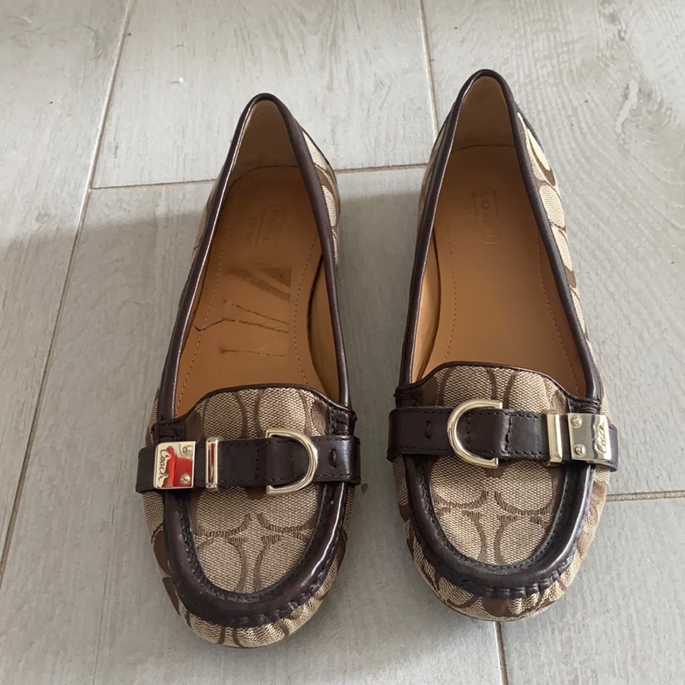 Coach logo loafers new in mint condition size 7.5